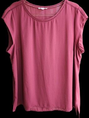 Women's Coral Short Sleeve Top